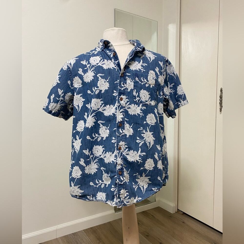 Old Navy Hawaiian Button Down Blue Floral Print Men's Short Sleeve Shirt XL